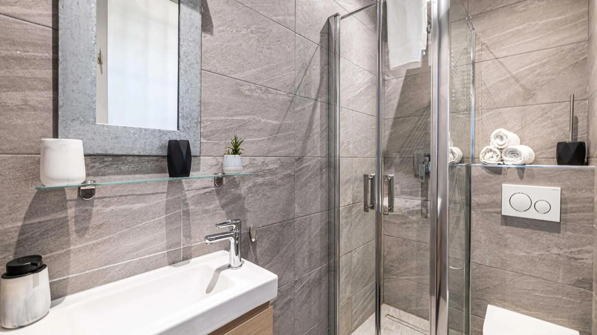 Charming Appt - 1Bd 4P- Sea View - Antibes Centre Apartment 0*,
