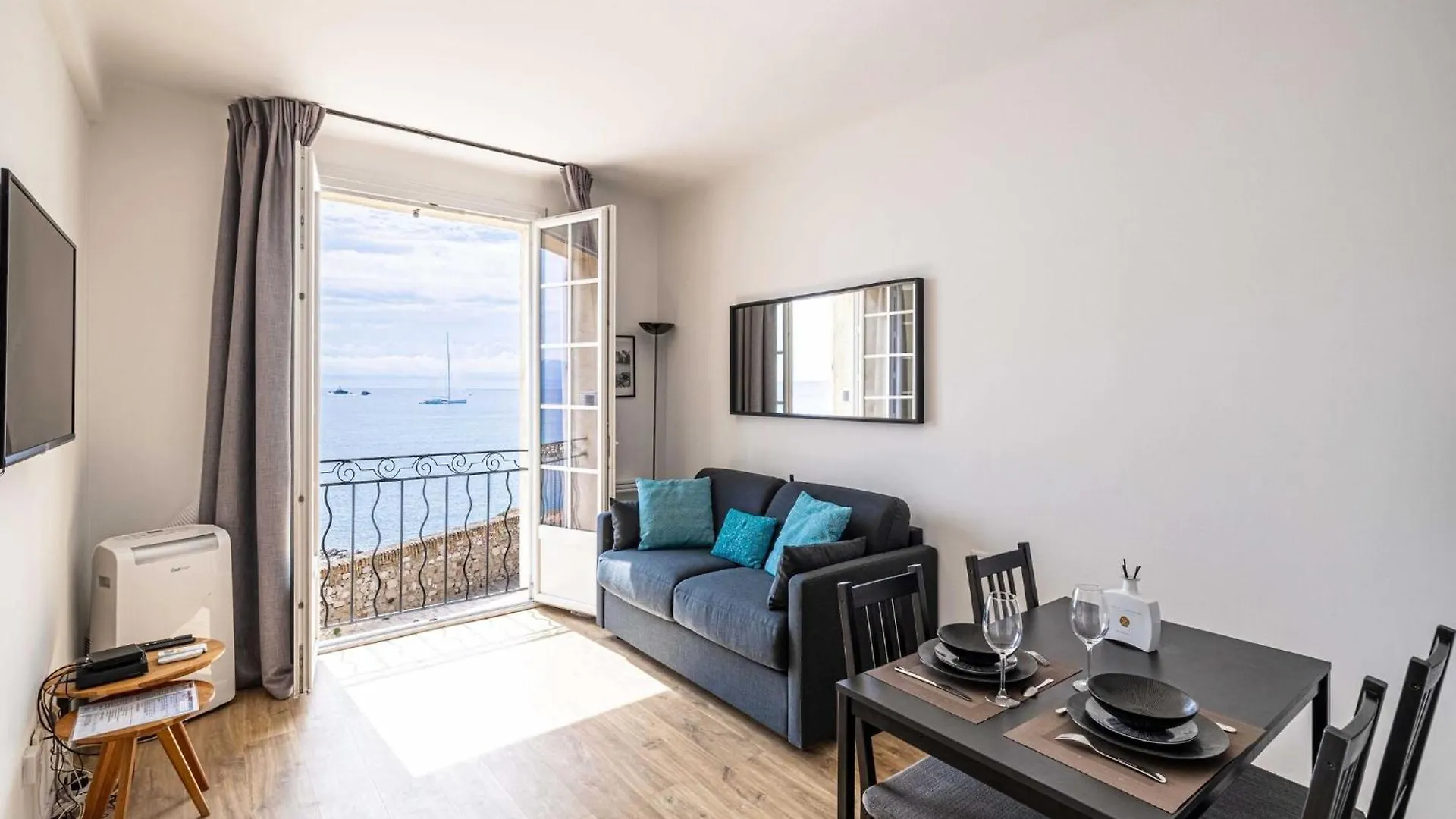 Charming Appt - 1Bd 4P- Sea View - Antibes Centre Apartment