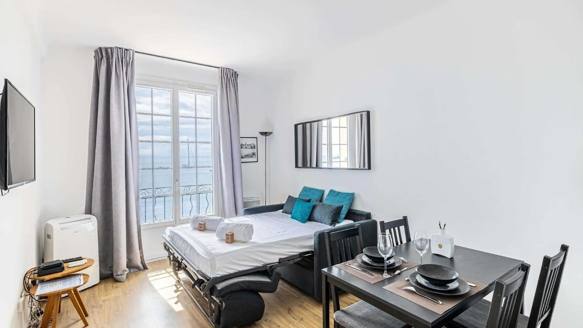 דירות Charming Appt - 1Bd 4P- Sea View - Antibes Centre